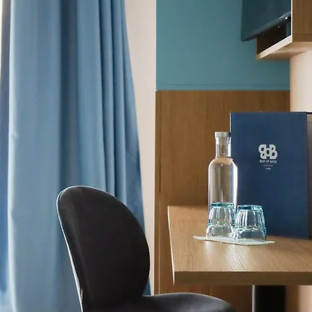 Of Both - Hotell