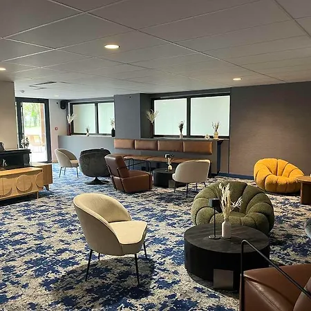 Of Both - Hotel 4*