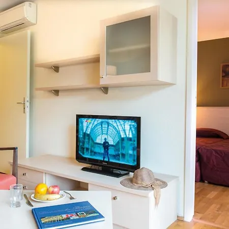 Hotel Of Both - Divonne-les-Bains